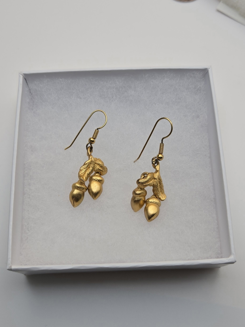 Monet Gold Acorn and Leaf Drop Earrings - Vintage Monet Earrings - Picture 4 of 16